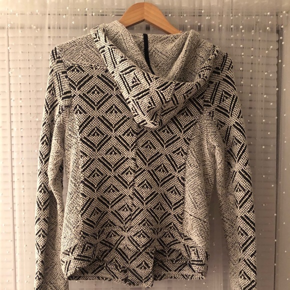 Lucky Zipperup - Picture 3 of 3